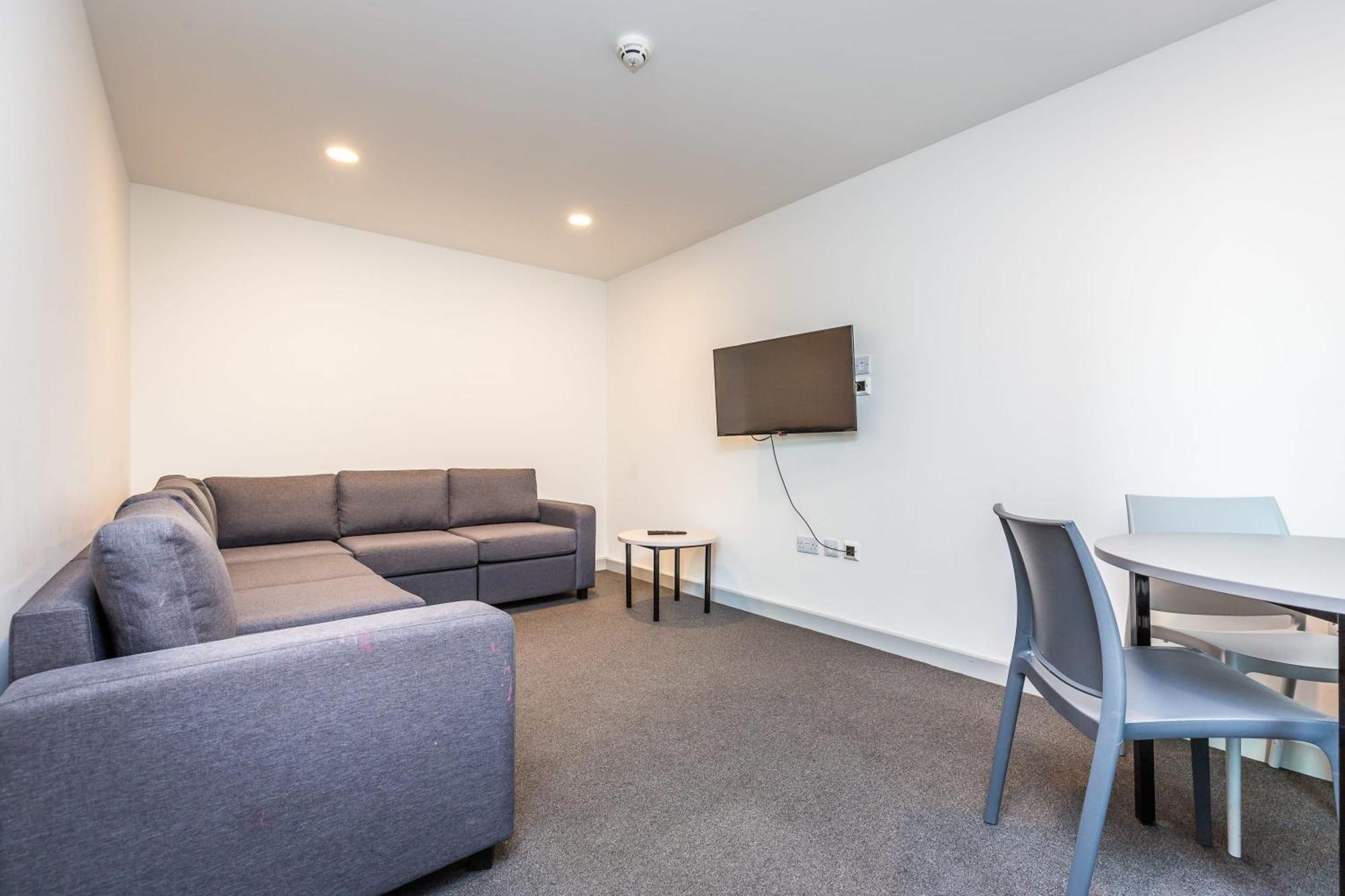 לינקולן Ensuite Room With Shared Kitchen, Close To Centre- 18 Above מראה חיצוני תמונה
