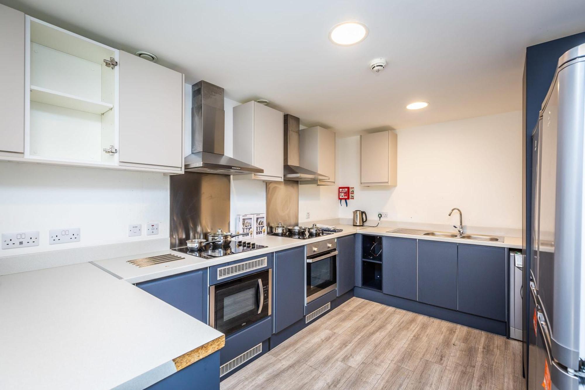 לינקולן Ensuite Room With Shared Kitchen, Close To Centre- 18 Above מראה חיצוני תמונה